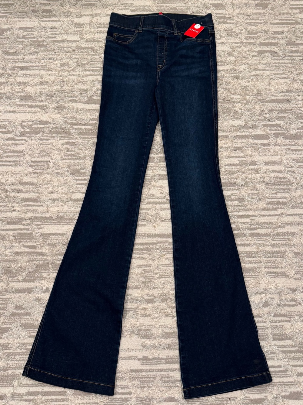 Spanx Shape EveryWear Pull-on Flare Jeans Women’s Small Tall Stretch 20327T New